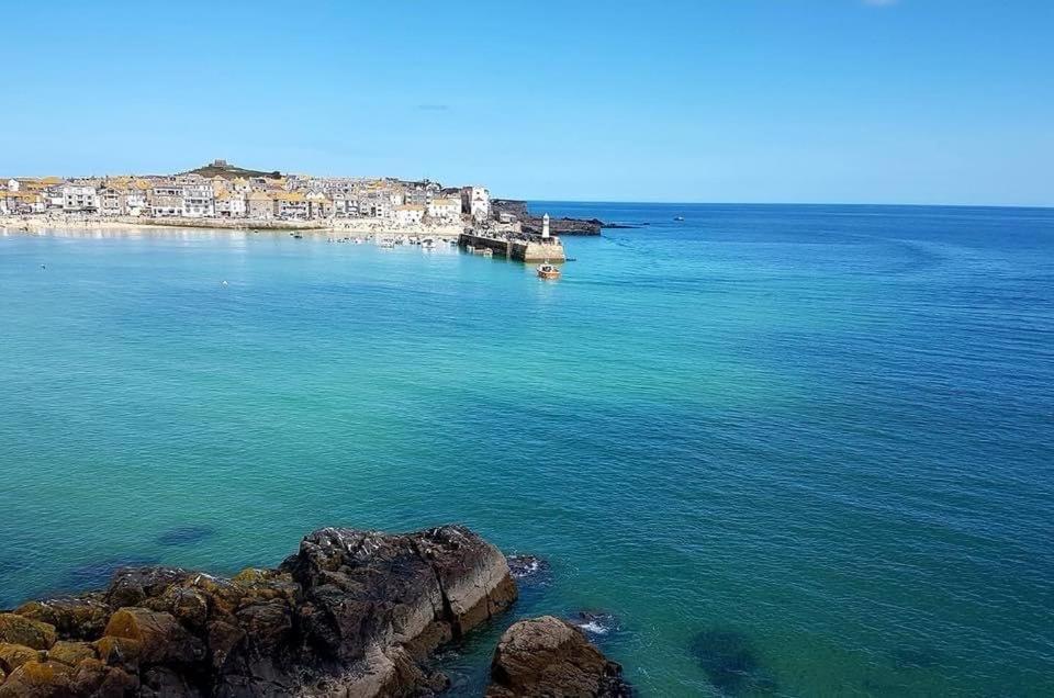 The Lighthouse Penthouse, Studio And Holiday Home St Ives Exterior foto